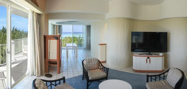Executive Suite - Image 4